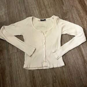 White Long sleeve shirt